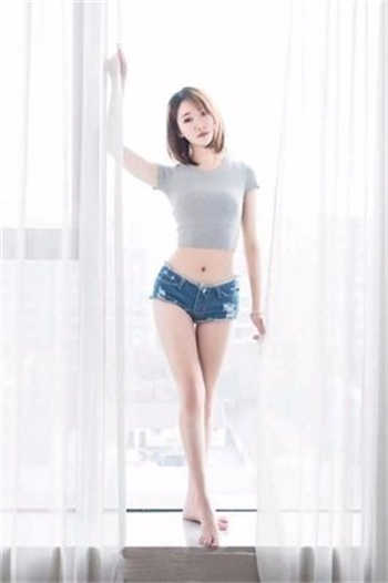 年满18点此进入观看