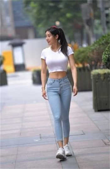 女子斩首文