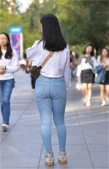 洛丽汇地址