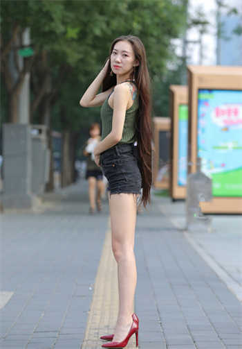 给好友未婚妻刘盈补外语