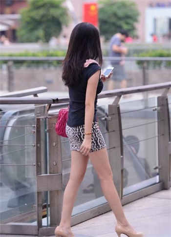 姐夫家里没人用点力小说