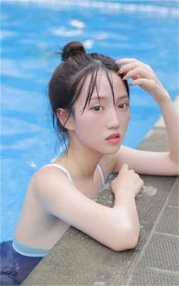 上面的小嘴儿好好含