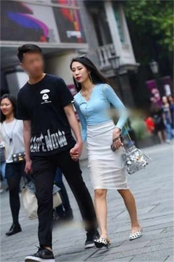 想领老婆去去舞厅跳舞