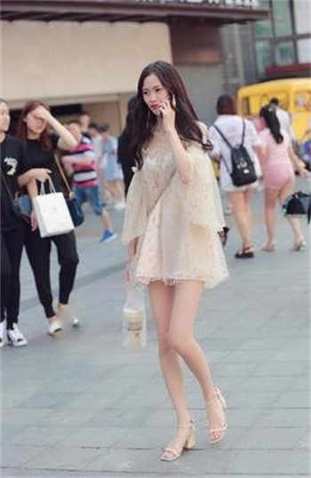 凝视的优等生2在线观看