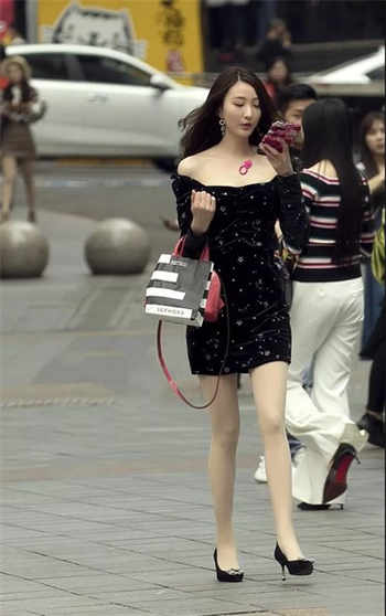 老张和养女张小夕第五章