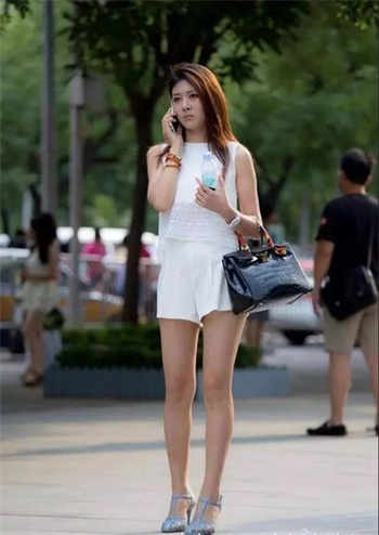 张芮尔个人资产567亿
