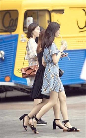 放荡的妻子在线观看