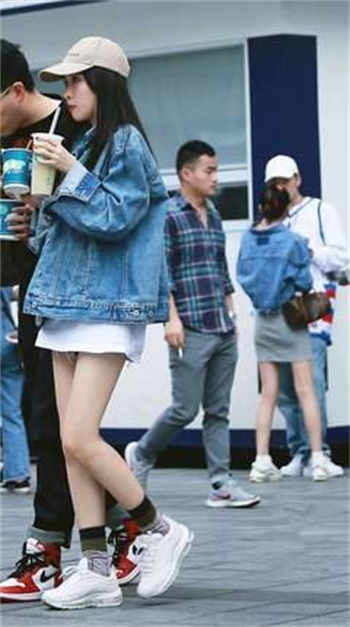 午夜剧场免费休验15次