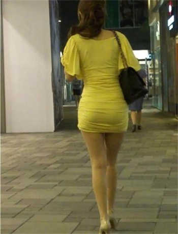 我的妈妈是县剧团的演员