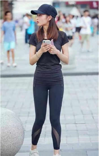 莫启言图包