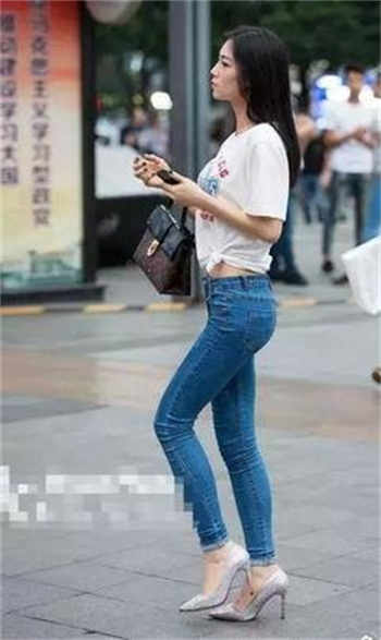 把聊天记录给别人看犯法吗